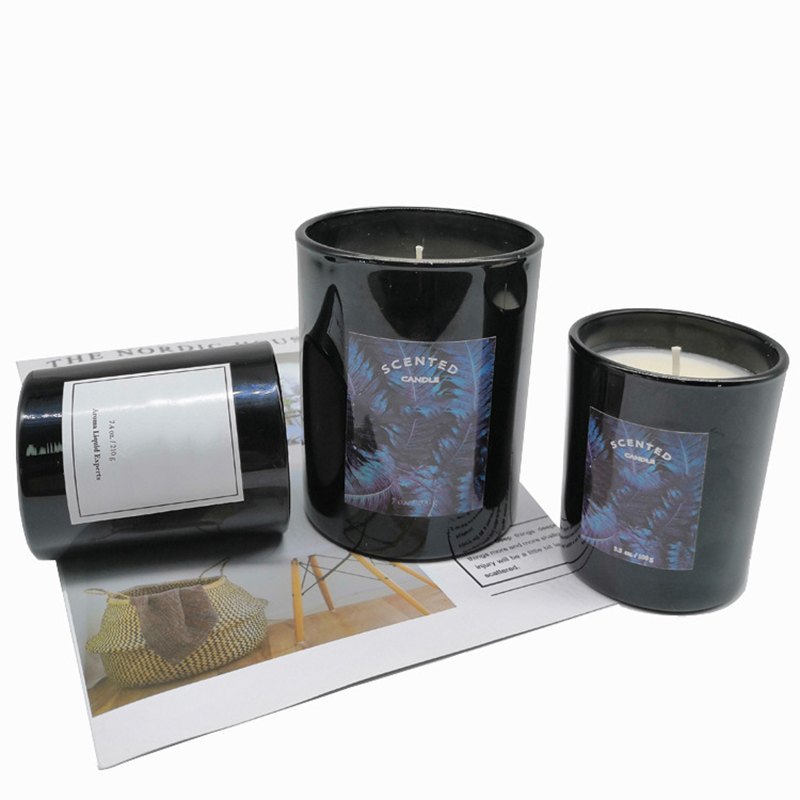 Customized with your brand wholesale Hot selling  black glass scented candle with personalized label and design